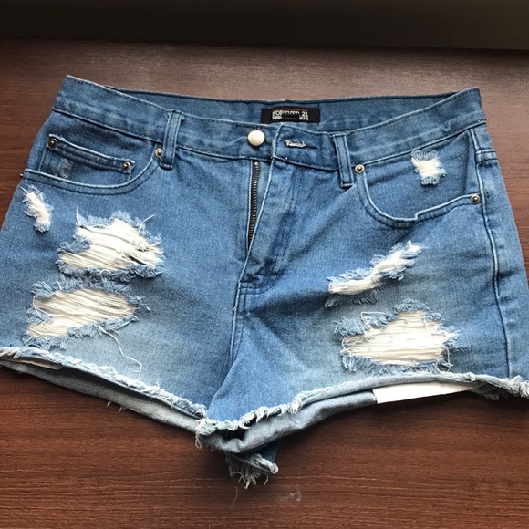 Denim shorts - Picture 1 of 2